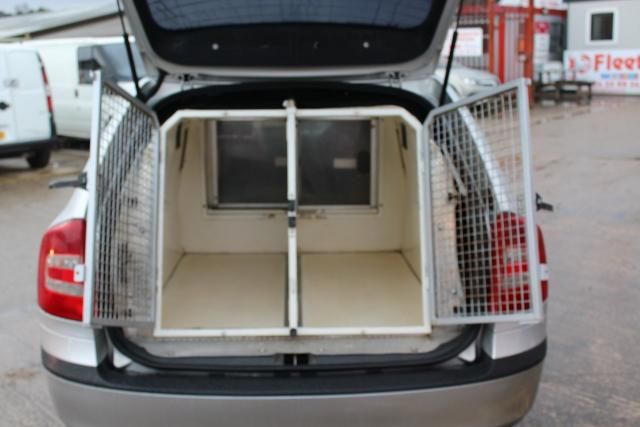 2007 SKODA OCTAVIA 2.0 4X4 5d image 5