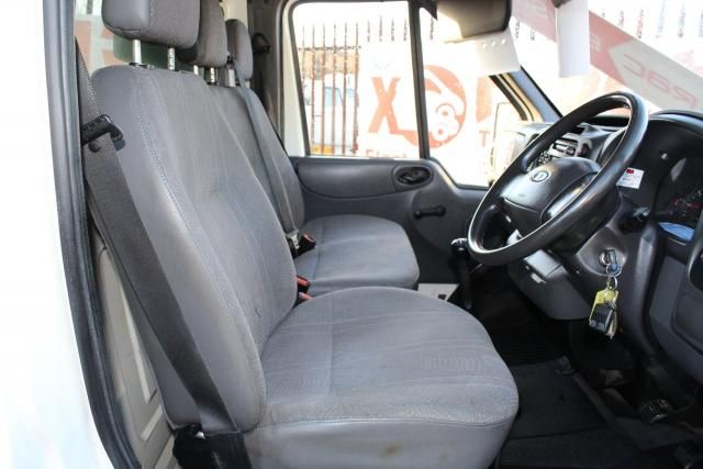 2006 FORD TRANSIT 2.4 350M 5d image 8