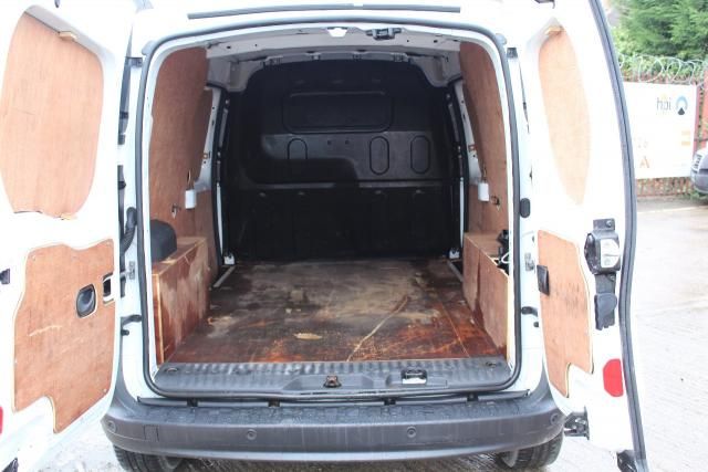2012 RENAULT KANGOO MAXI DCI 5d image 6