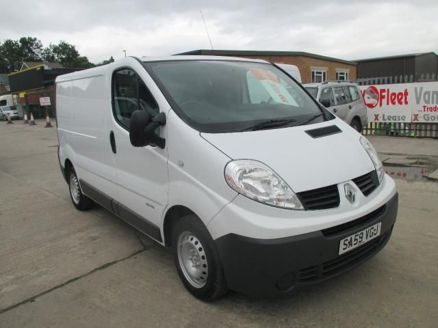 2009 RENAULT TRAFIC 2.0 DCI SWB 5d image 2