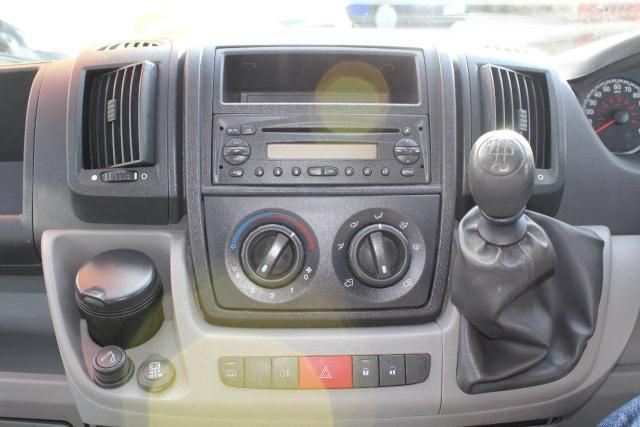 2010 CITROEN RELAY 2.2 5d image 8