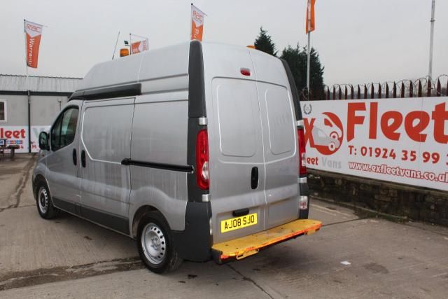 2008 VAUXHALL VIVARO 2.0 CDTI 5d image 4