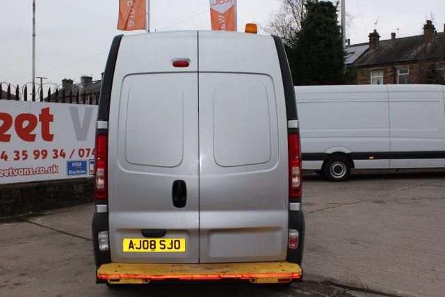 2008 VAUXHALL VIVARO 2.0 CDTI 5d image 5