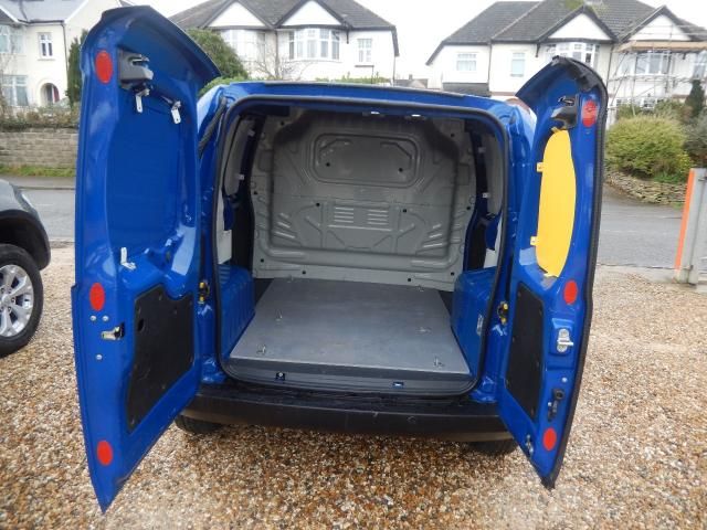 2010 FIAT FIORINO 1.2 16V MULTIJET SX 5d image 5