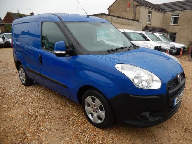 2010 FIAT DOBLO 1.2 16V SX MULTIJET image 1