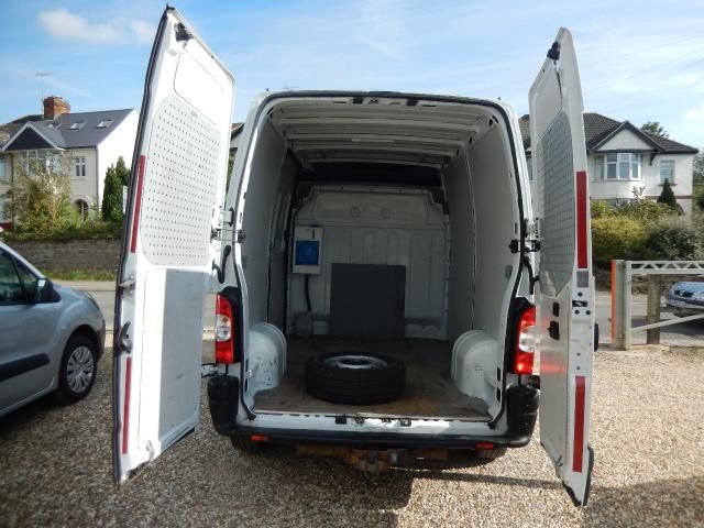 2009 VAUXHALL MOVANO 2.5 CDTI 5d image 4