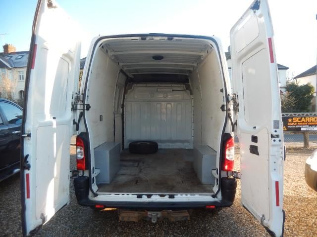 2010 VAUXHALL MOVANO 2.5 CDTI image 4