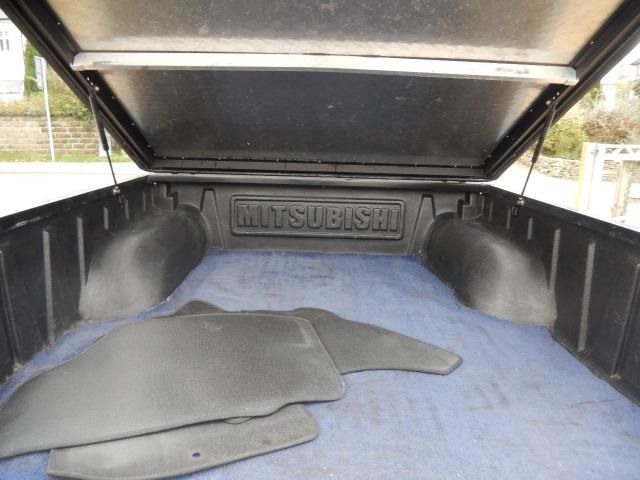 2007 MITSUBISHI L200 2.5 4X4 NO VAT image 5