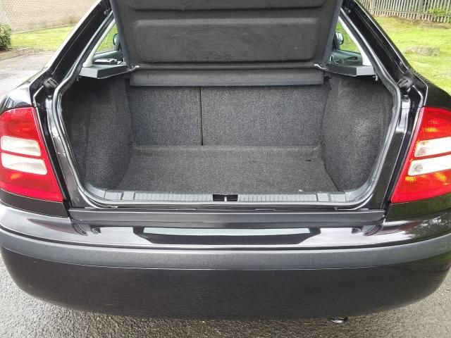 2007 SKODA OCTAVIA 1.9 TDI 5d image 5