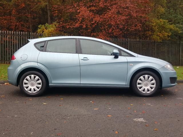 2009 SEAT LEON 1.9 S TDI 5d image 2