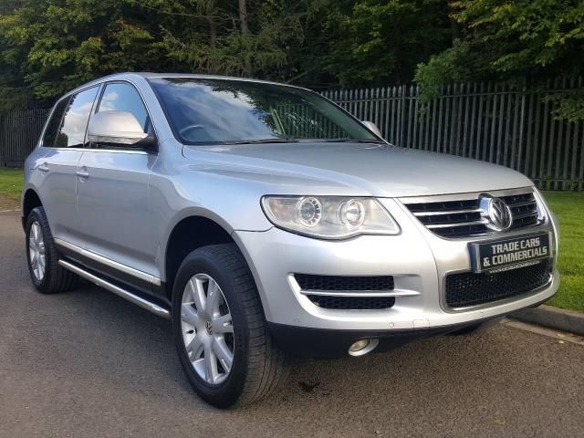 2008 VOLKSWAGEN TOUAREG 2.5 SE 5d image 1