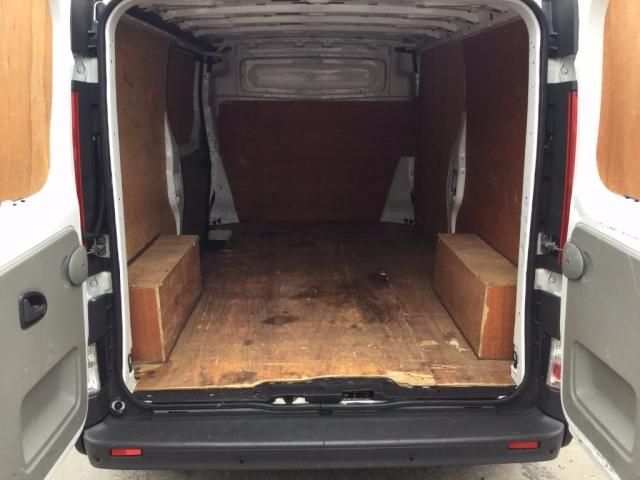 2012 RENAULT TRAFIC 2.0 Ll29 dCi SR image 5