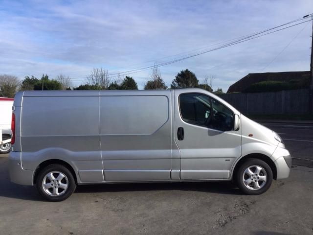 2013 VAUXHALL VIVARO 2.0 CDTi Sportive image 2