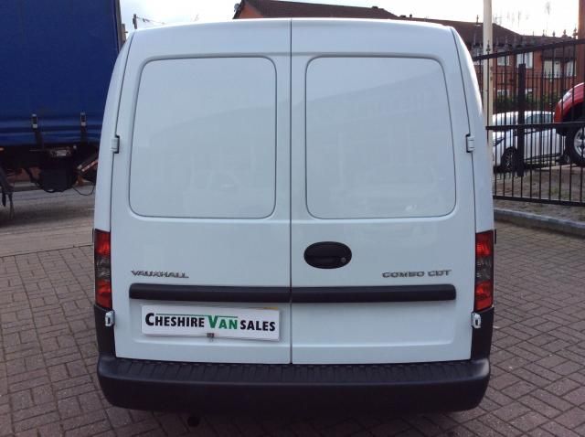 2011 VAUXHALL COMBO VAN 1.2 CREW CDTI image 3
