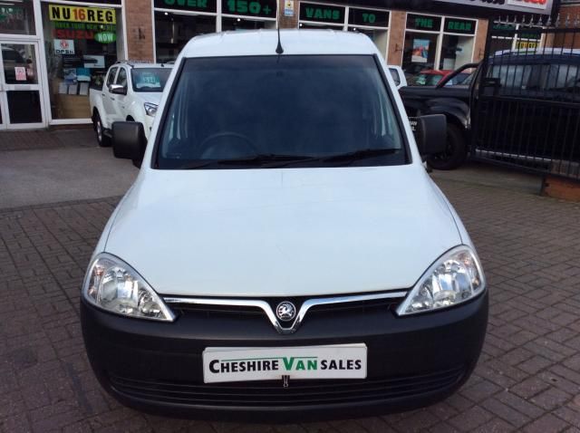 2011 VAUXHALL COMBO VAN 1.2 CREW CDTI image 4