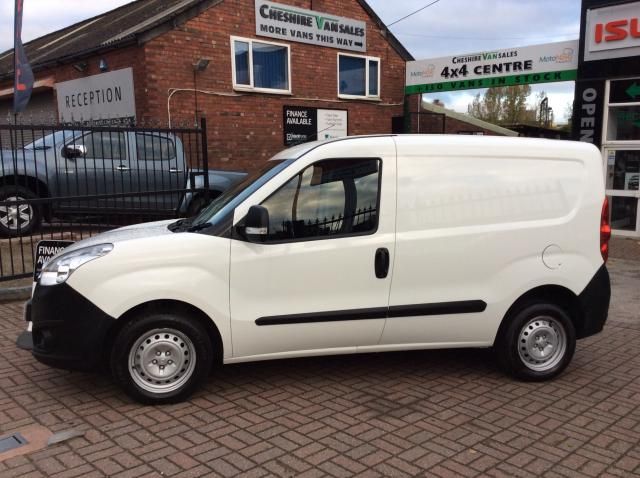 2012 VAUXHALL COMBO VAN 1.2 image 2