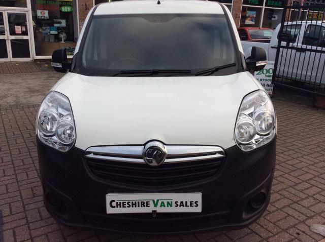 2012 VAUXHALL COMBO VAN 1.2 image 4