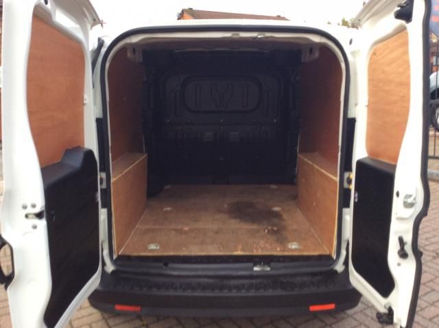 2012 VAUXHALL COMBO VAN 1.2 image 8