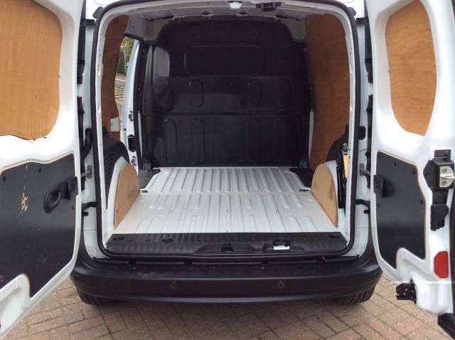 2014 RENAULT KANGOO 1.5 ML19 DCI image 9