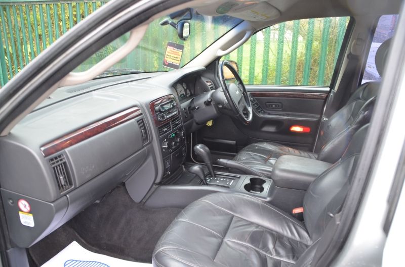 2003 JEEP GRAND CHEROKEE LIMITED V8 image 7