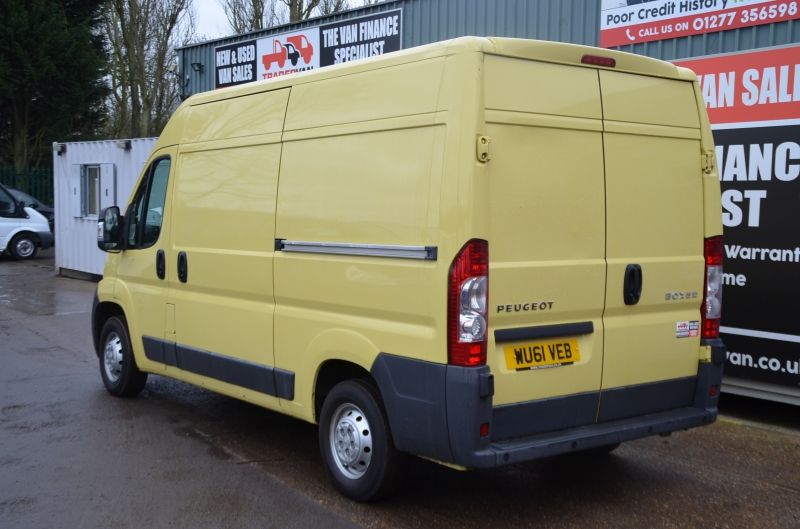 2011 PEUGEOT BOXER 335 MWB image 3