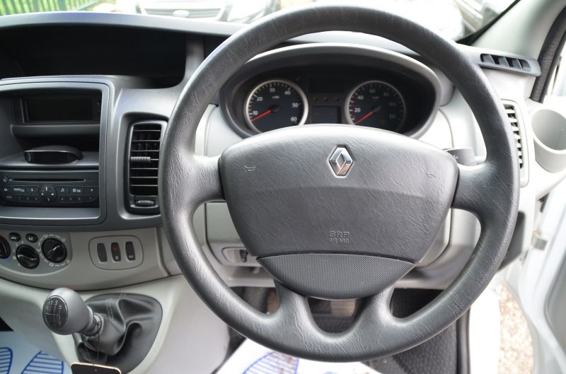 2013 Renault TRAFIC LL29 DCI image 9