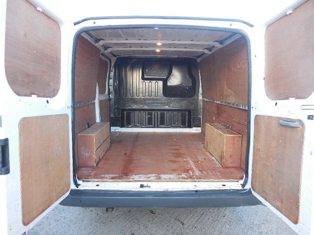 2011 FORD TRANSIT T280 image 6