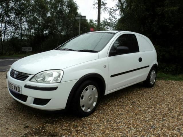 2005 Vauxhall Corsavan 1.3CDTi 16v image 1