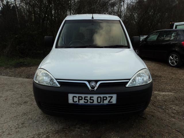 2005 Vauxhall Combo 1.3TD image 2