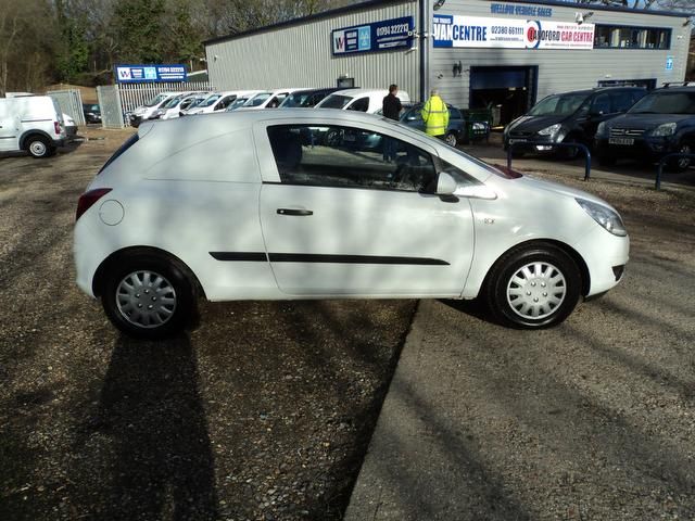 2007 Vauxhall Corsa Van 1.3TD image 3
