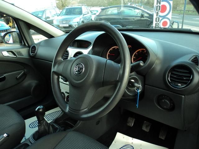 2007 Vauxhall Corsa Van 1.3TD image 6