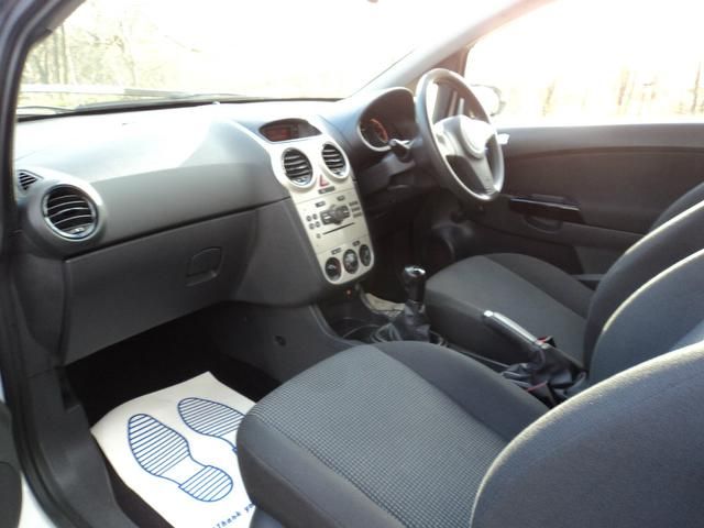 2007 Vauxhall Corsa Van 1.3TD image 7