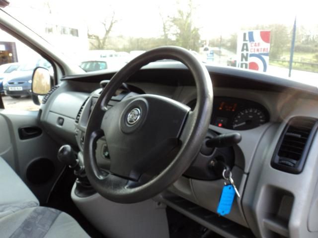 2006 Vauxhall Vivaro 1.9TD image 6