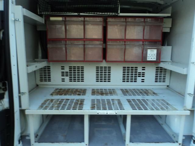 2006 Vauxhall Vivaro 1.9TD image 9