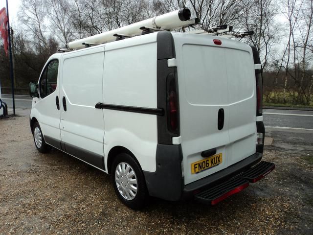 2006 Vauxhall Vivaro 1.9TD image 5