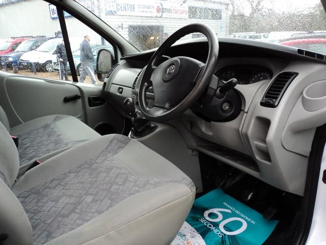 2006 Vauxhall Vivaro 1.9TD image 9