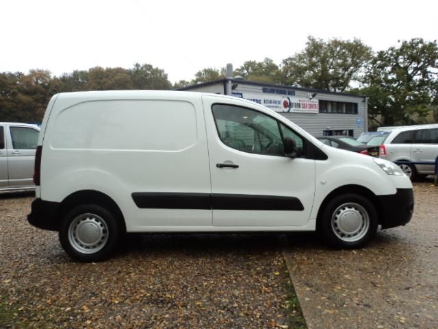 2012 Peugeot Partner 1.6HDi image 3