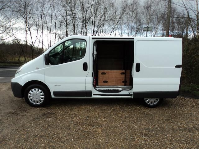 2011 Renault Trafic 2.0TD SL29dCi image 4