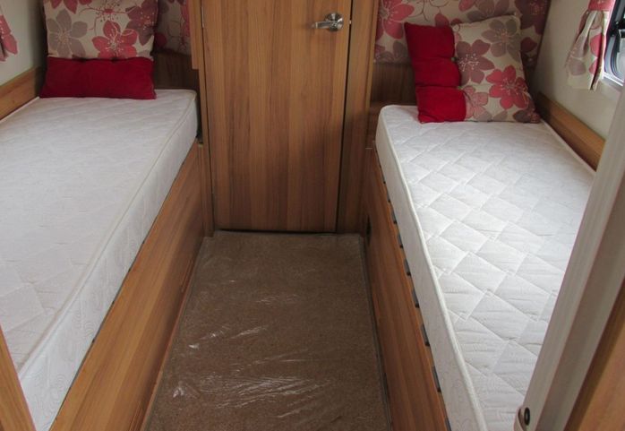 2013 Bailey Unicorn II Cadiz image 8