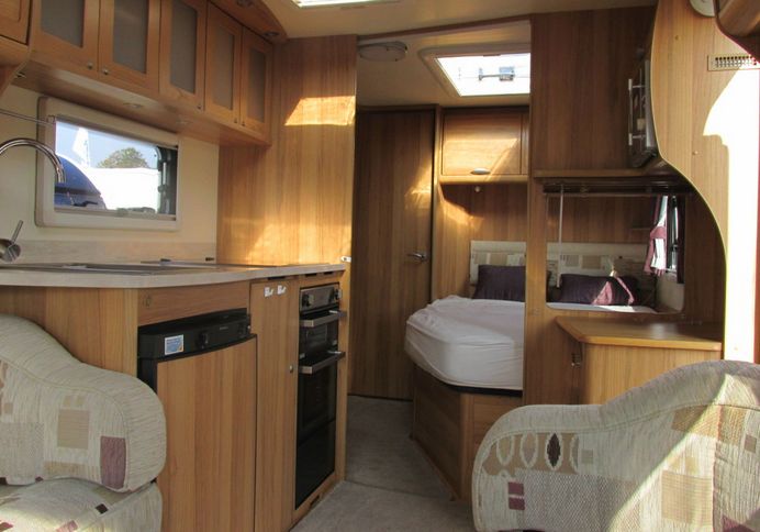 2011 Bailey Unicorn Valencia image 6