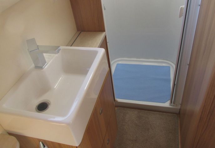 2011 Bailey Unicorn Valencia image 10