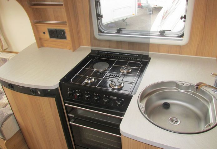 2013 Bailey Pegasus GT65 Genoa image 6