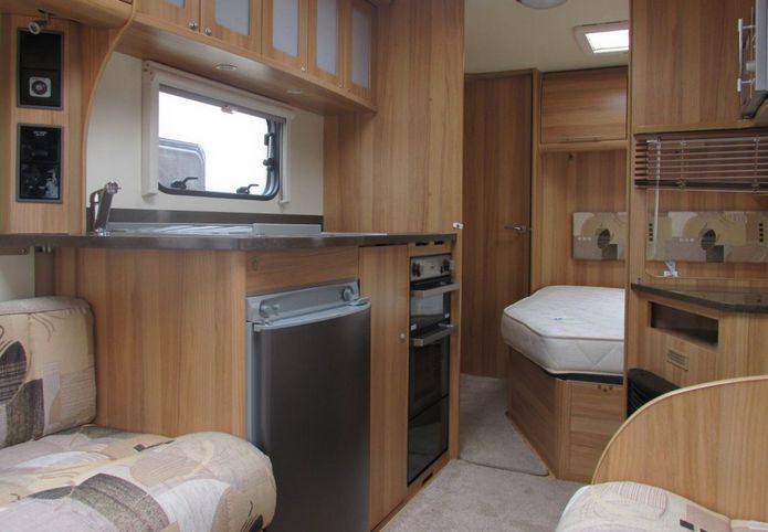 2012 Bailey Olympus II 530/4 image 4