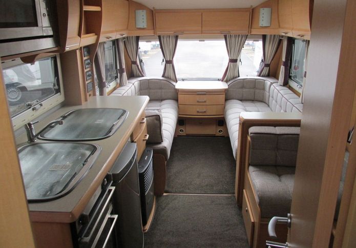 2010 Elddis Crusader Typhoon image 8