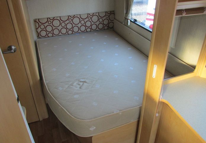 2010 Elddis Xplore 544 image 7