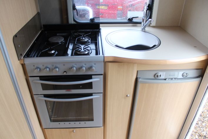 2008 Bessacarr E410 image 8