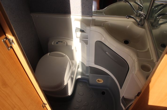 2005 Autocruise Starspirit image 8