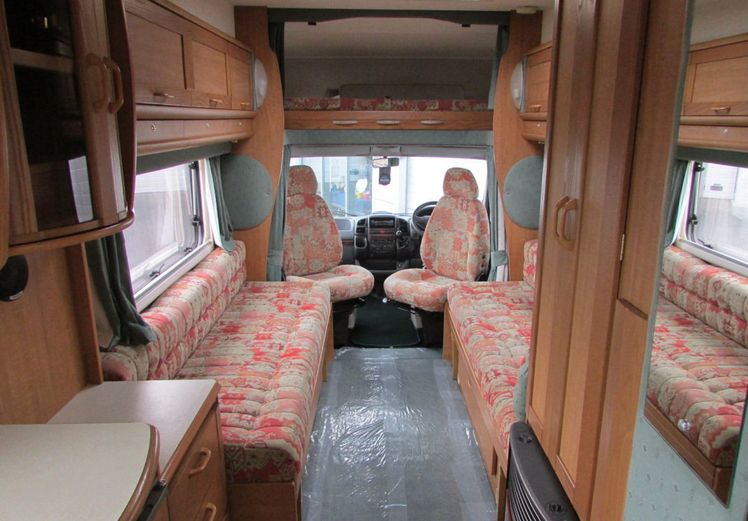 2002 Auto-Trail Cheyenne 630 LB image 6