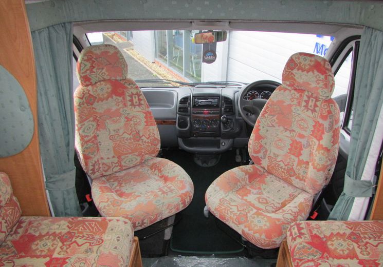 2002 Auto-Trail Cheyenne 630 LB image 7