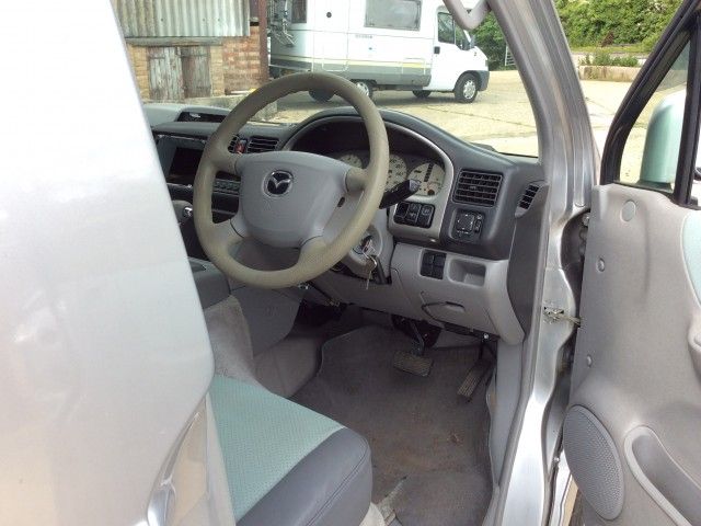 2002 Mazda Bongo V6 image 8